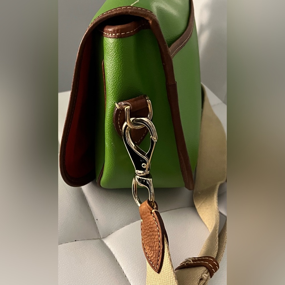 Vintage Dooney and Bourke Crossbody Saddlebag Dooney Leather Shoulder Bag Green - Picture 3 of 14